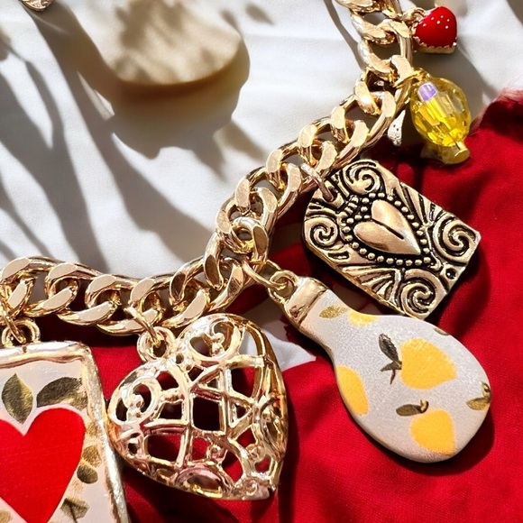 Gold toned charm necklace Love potion charms Lemons Hearts Tulips beautiful - Picture 4 of 17